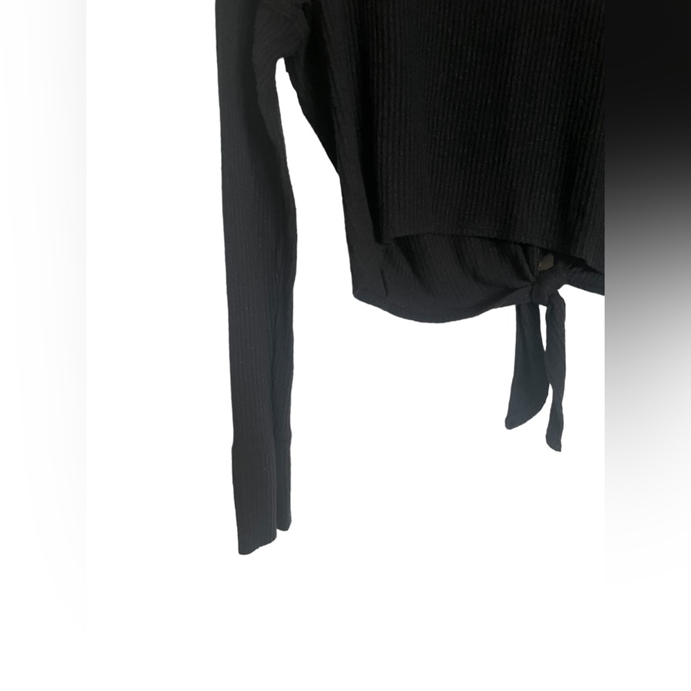 Ambercrombie & Fitch Black front tie long sleeve shirt size xs - Picture 4 of 5